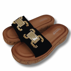 Sandalias Planas Con Decoracion De Ficha